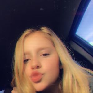 Meet your Posher, Jenny